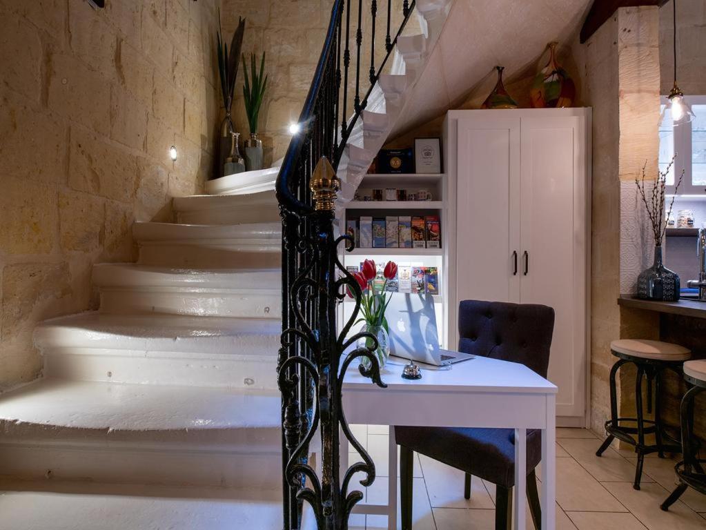Julesy'S Bnb 호텔 Cospicua 외부 사진