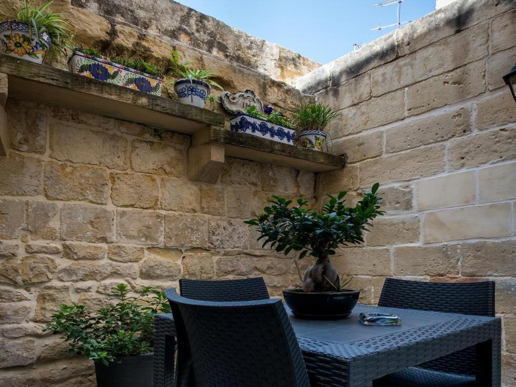 Julesy'S Bnb 호텔 Cospicua 외부 사진